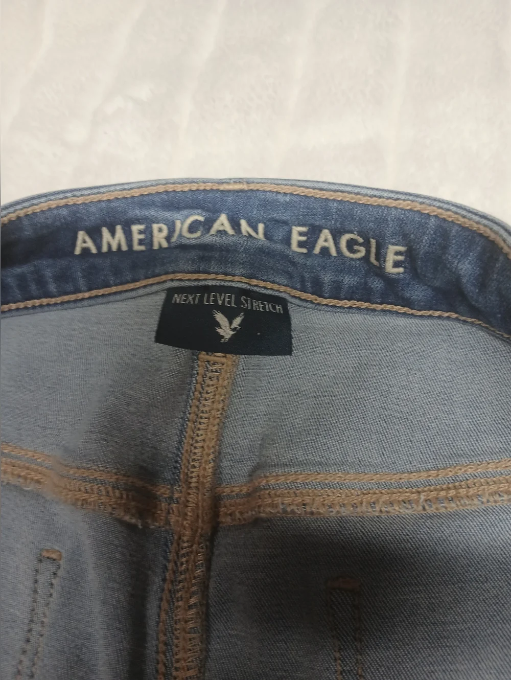 American Eagle High Rise Jegging Light Wash Jeans Size 16 - Picture 3 of 9